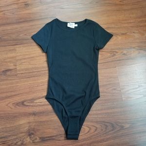 NWOT princess polly black short sleeve bodysuit
